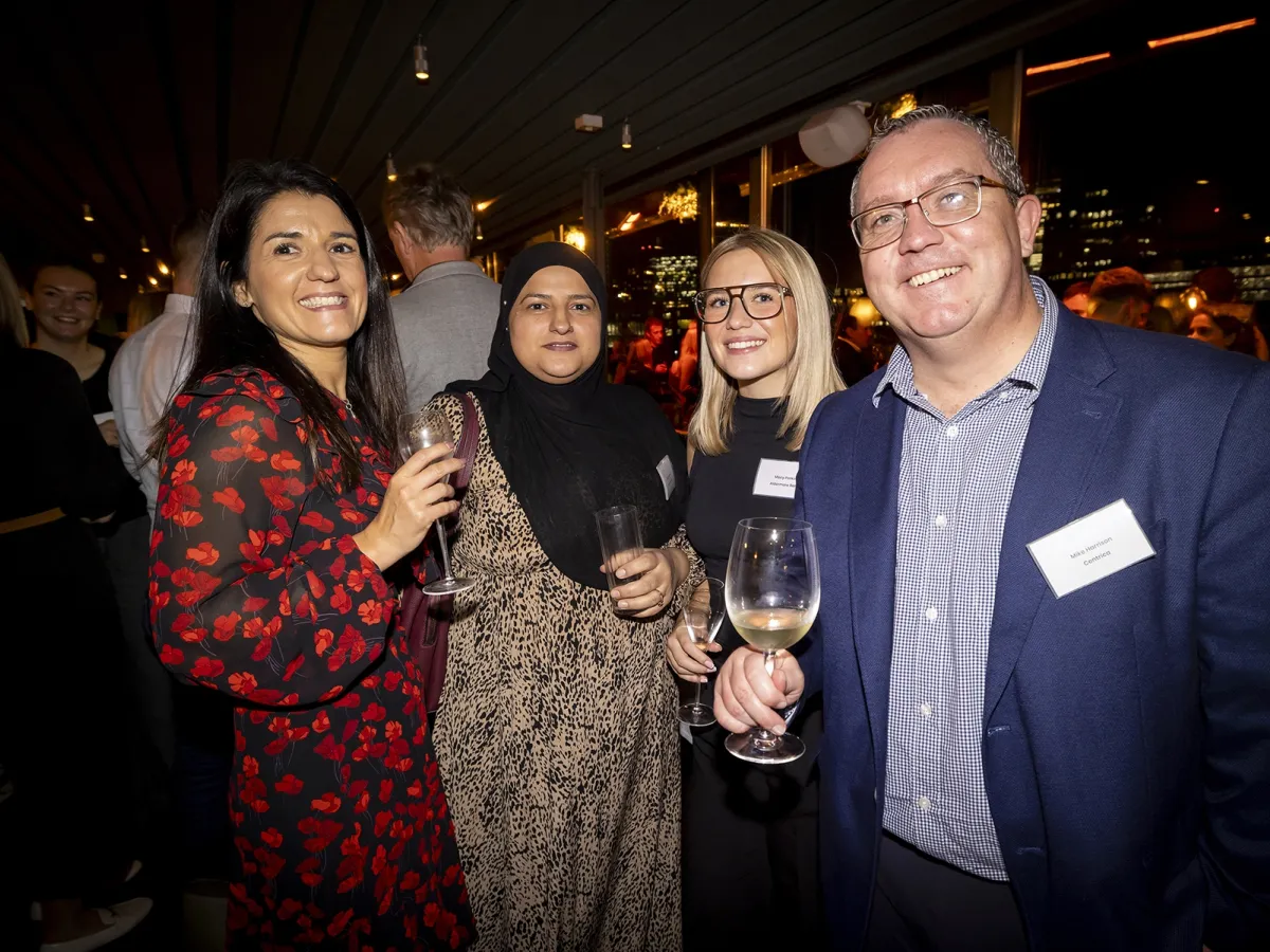 25 Nov12 2118 SEB1 R8 A3803