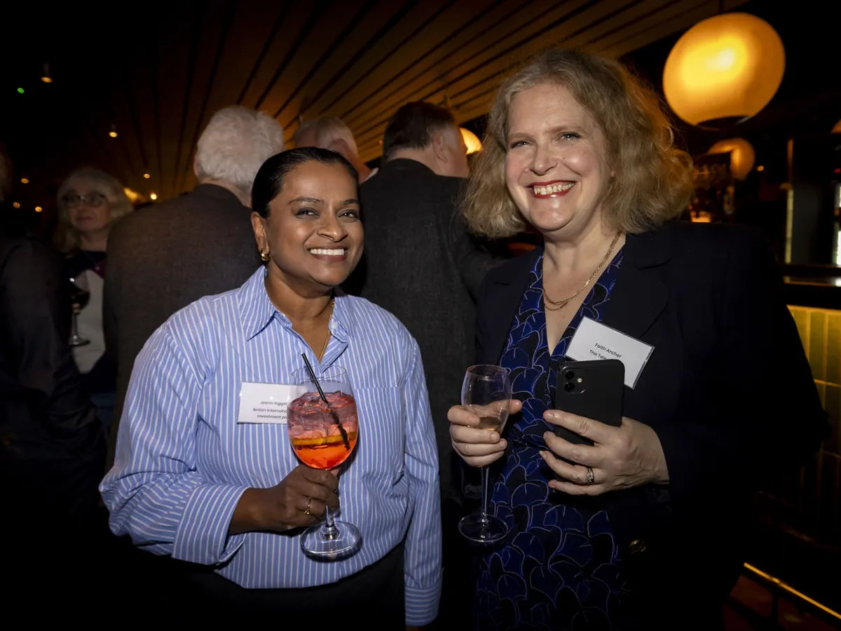 25 Nov12 2015 SEB1 R8 A3736